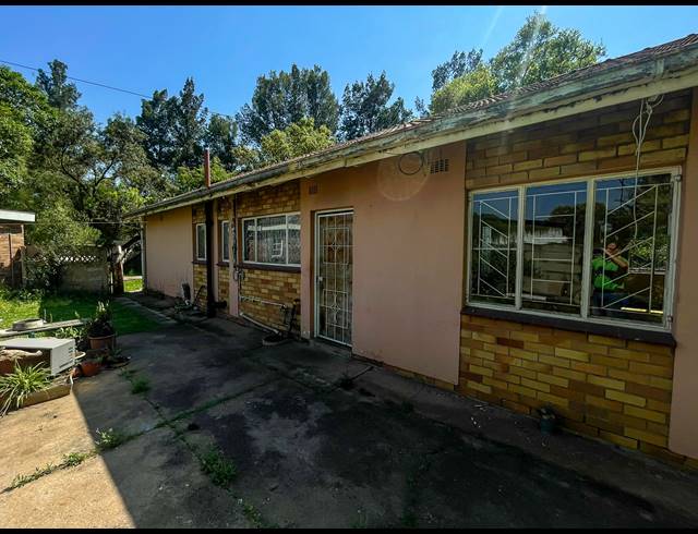 3 BEDROOM HOUSE FOR SALE IN STRUBENVALE